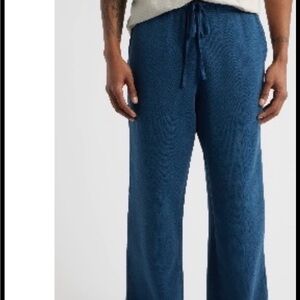 Elwood Core Straight Leg Sweatpants
